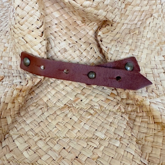 LOLA HATS "Commando Raffia Sun Hat," Never worn, NEW without Tags. - Picture 5 of 5